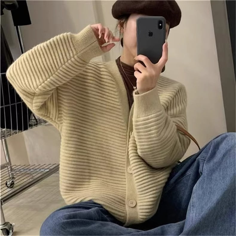 【outer】Vネックニットカーディガン　M17793
