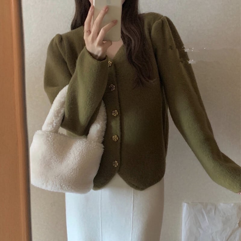 【outer】Vネックボタンデザインニットカーディガン　M17698