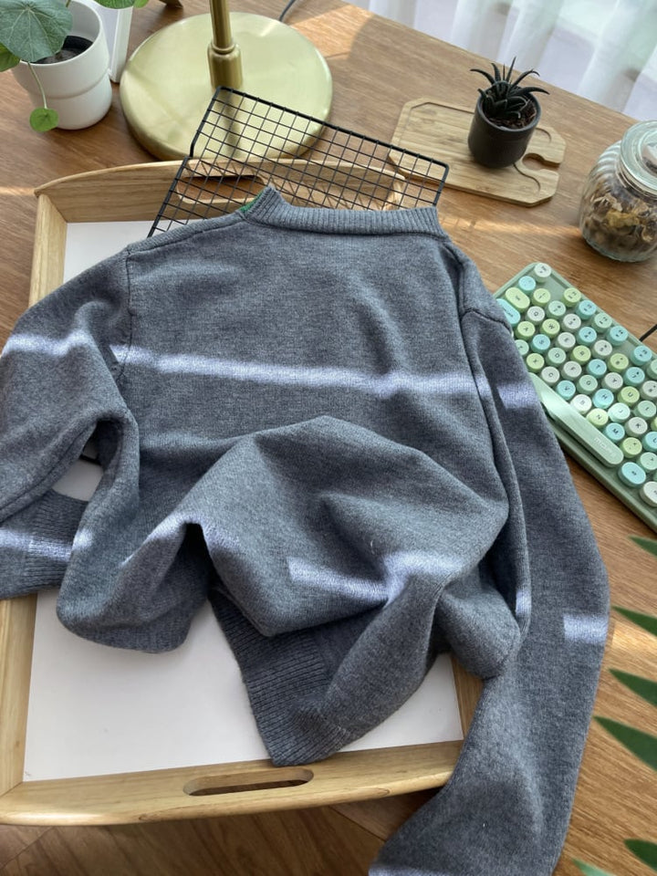 【outer】刺繍ニットカーデ　M18107