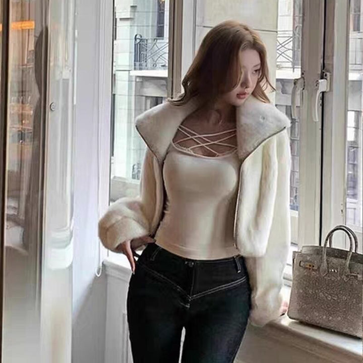 【tops】胸パット付きストラップデザイントップス Q7663