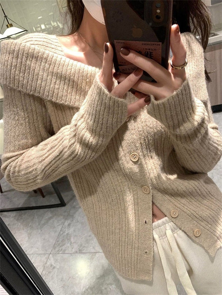 【outer】ボタンデザインニットボートネックトップス　M17701