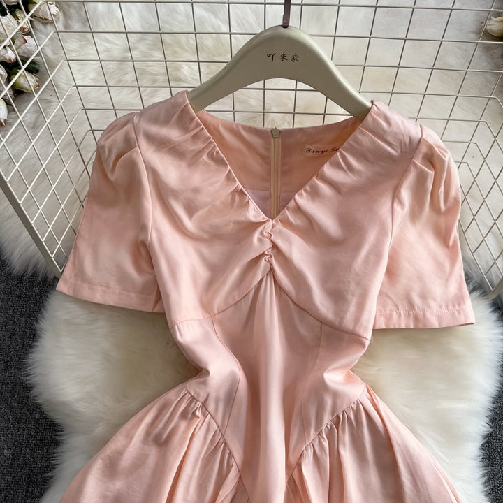 【dress】存在感 スウィートVネックデートワンピース　M17149