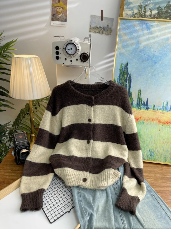 【outer】ボーダー柄ニットカーデ　M26577