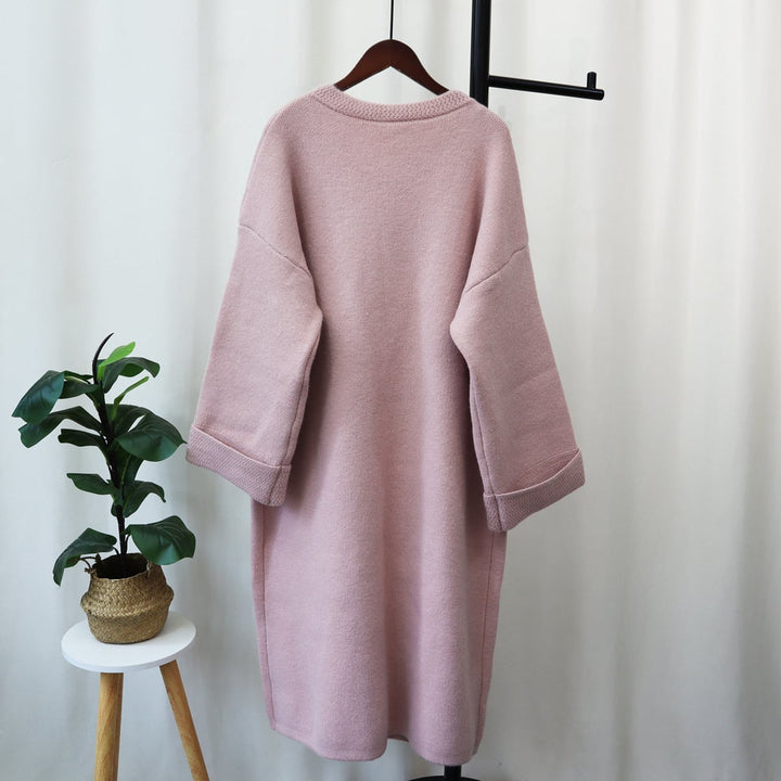 【outer】ロング丈ボタンデザインニットカーデ　M18191