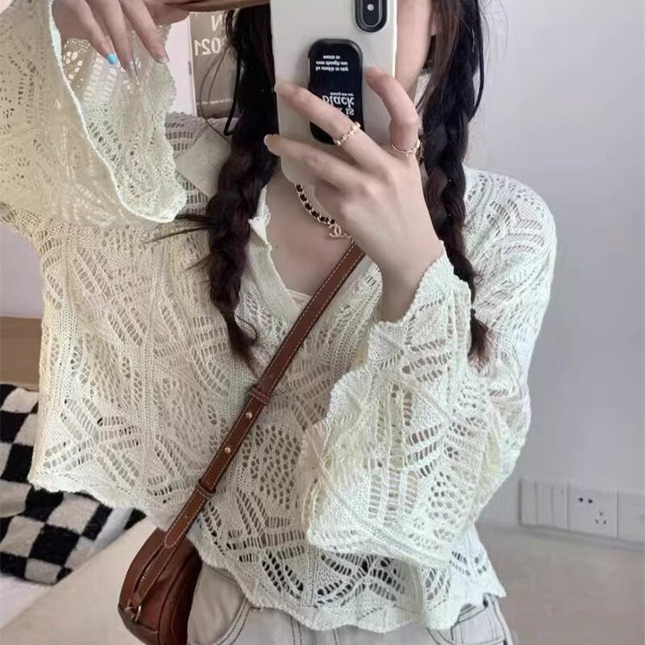 【tops】ベルスリーブ透かしニットトップス Q8308