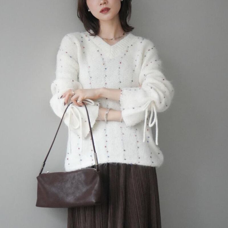【tops】3色展開Vネックニットトップス Q7702