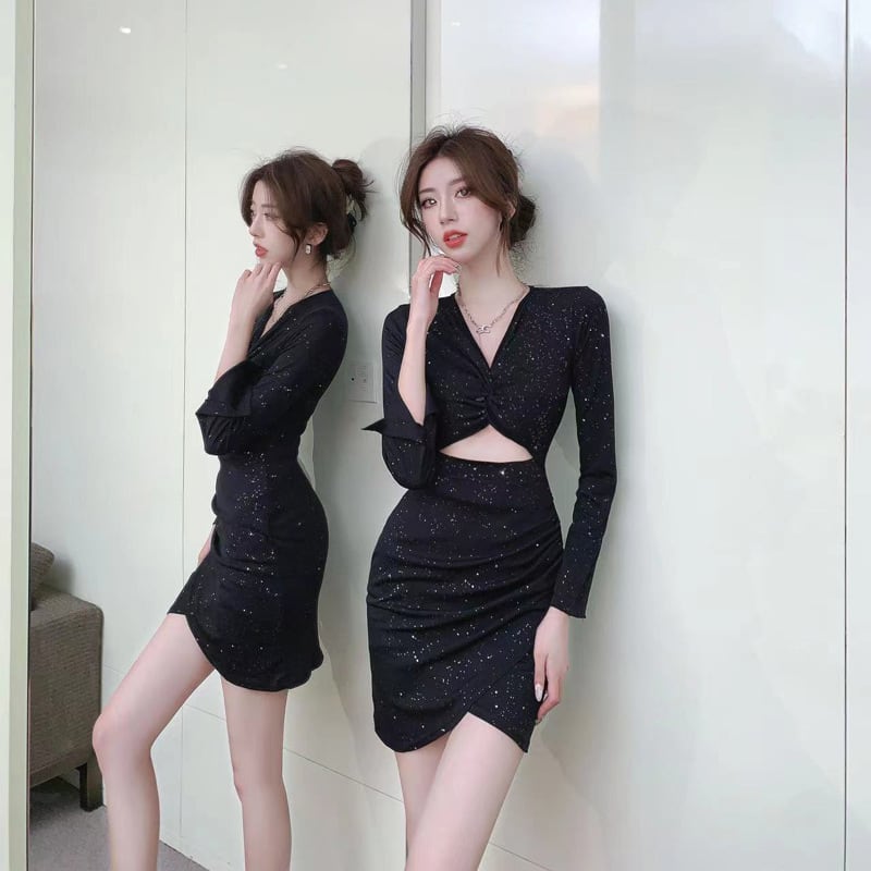【dress】好感度UPVネックセクシーデートワンピース　M17327