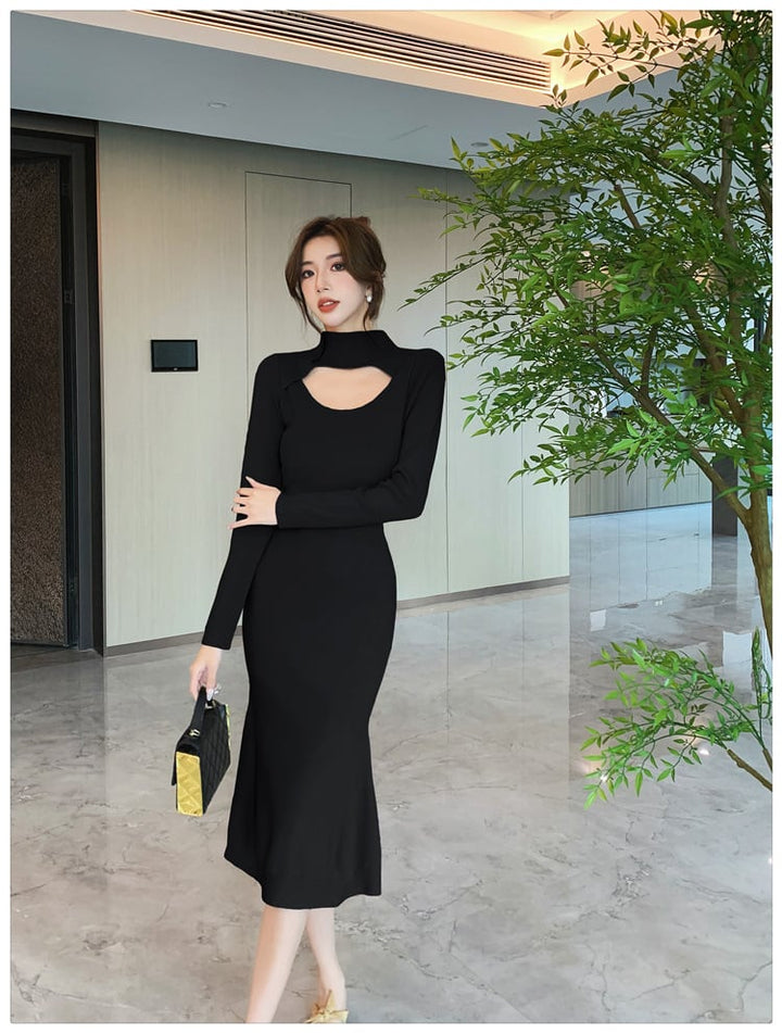 【dress】大人らしい カットワークニットワンピース　M17623