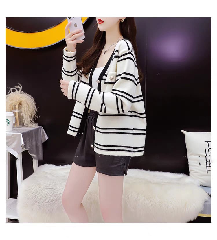 【dress】韓国系超人気ボーダー柄Vネックカーディガン　 M17553