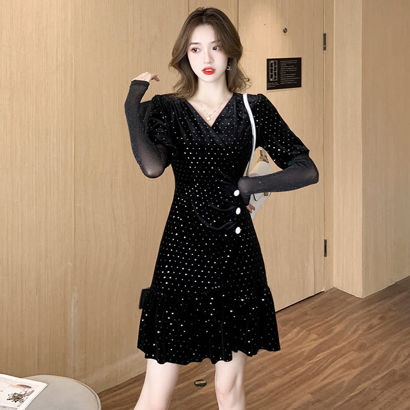 【dress】高級感 エレガント切り替えデートワンピース　M17391