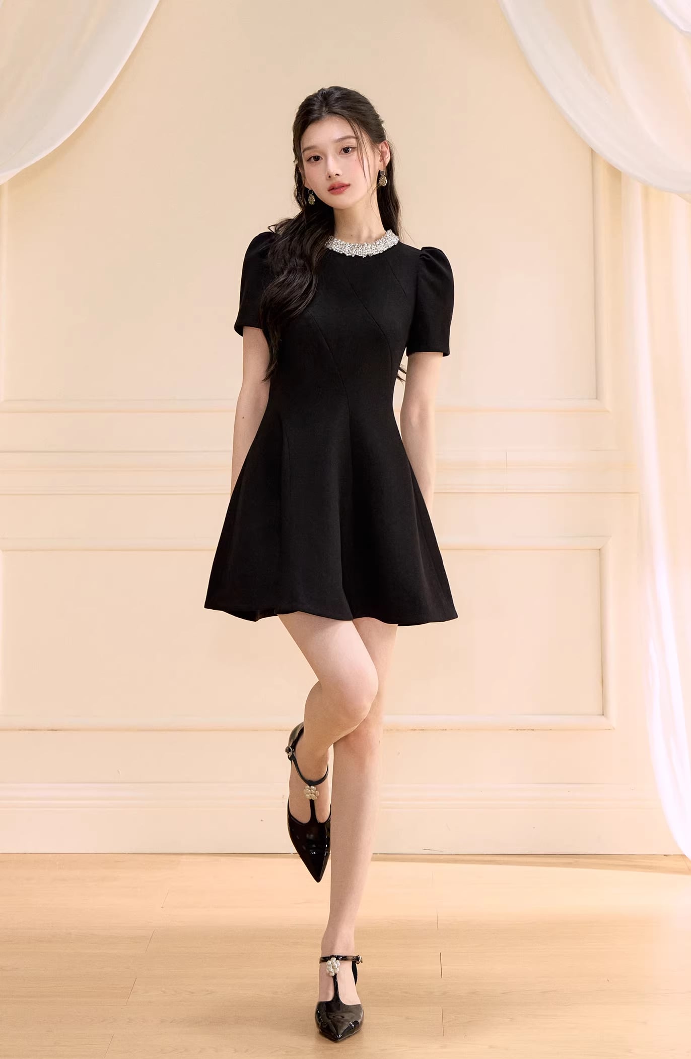 dress】パール付きAラインフレアワンピース Q8463 – NANASTYLE