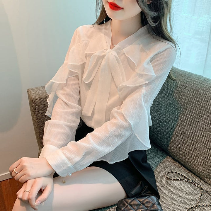 【tops】柔らかくて優しい印象フリルシャツトップス　M17316