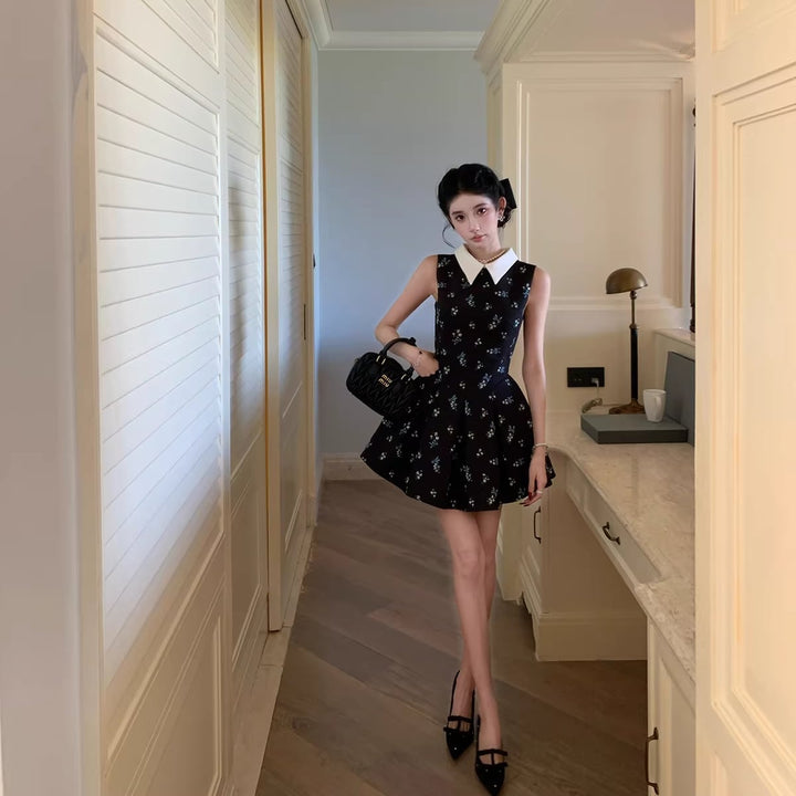 【dress】ノースリーブ花柄フレアミニワンピース Q8413
