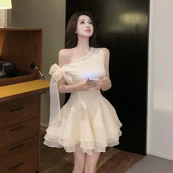 【dress】レースドッキングフレアチュールワンピース Q8514