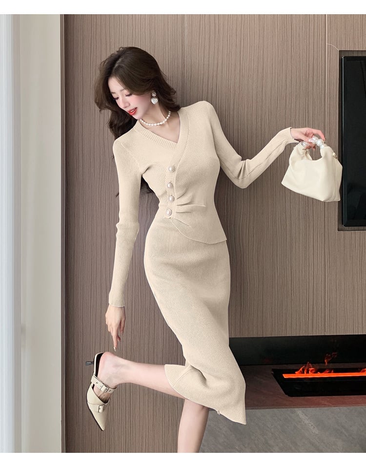 【dress】人気を独占中 ボタンデザインニットワンピース　M17591