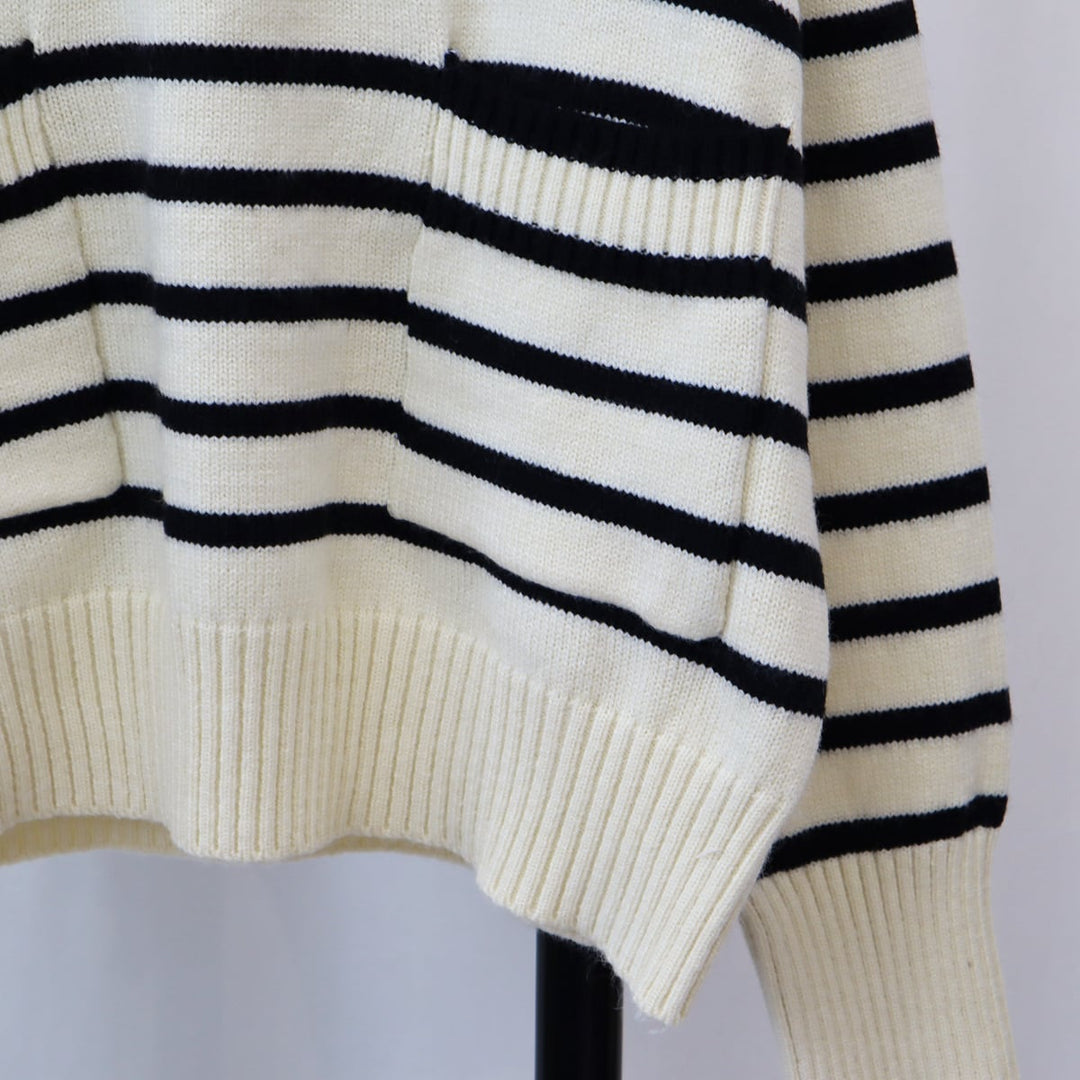 【tops】クルーネックボーダー柄ニットセーター　M17997