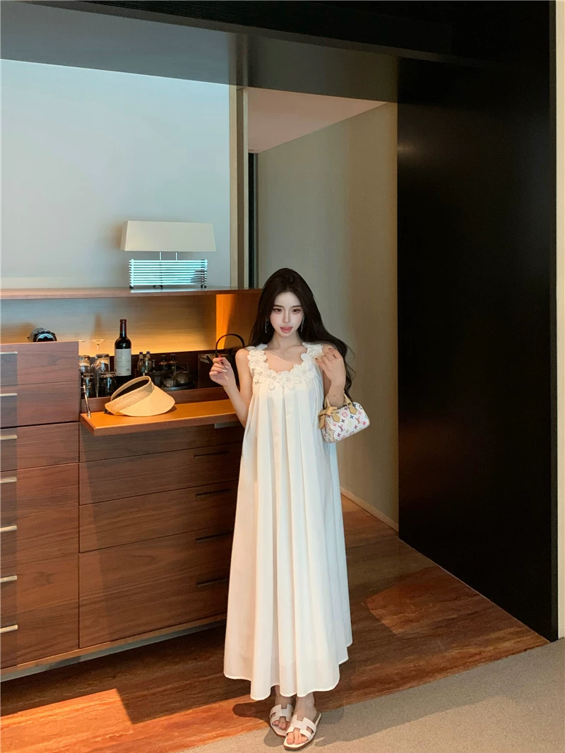 【dress】立体感フラワーロングキャミワンピース Q8570