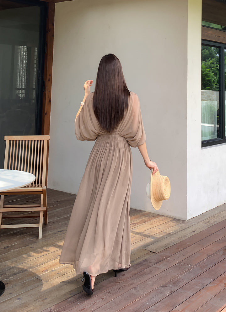 【dress】Vネックギャザーロングワンピース Q8756