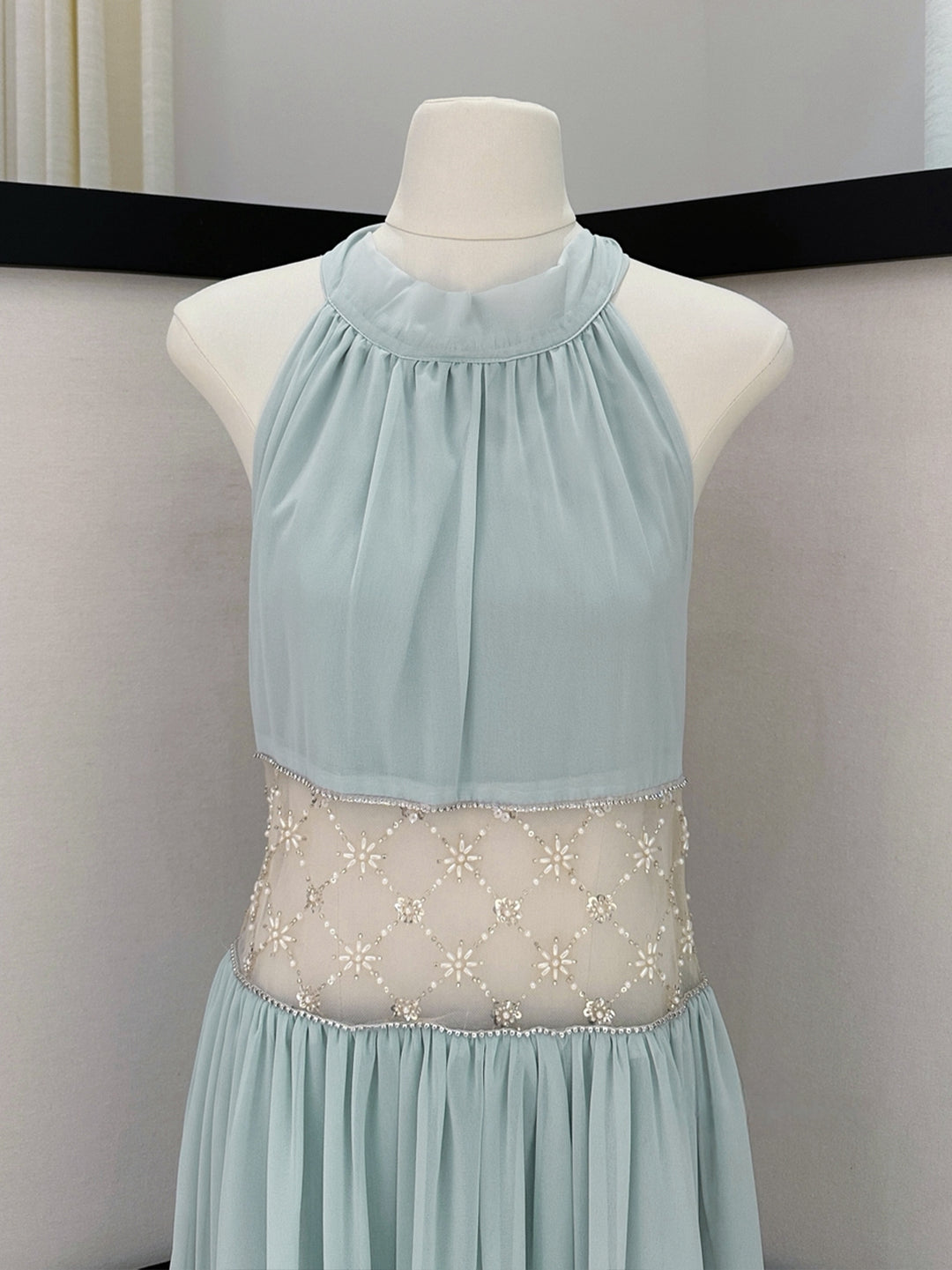 【dress】ホルターネックレースドッキングロングワンピース Q8660