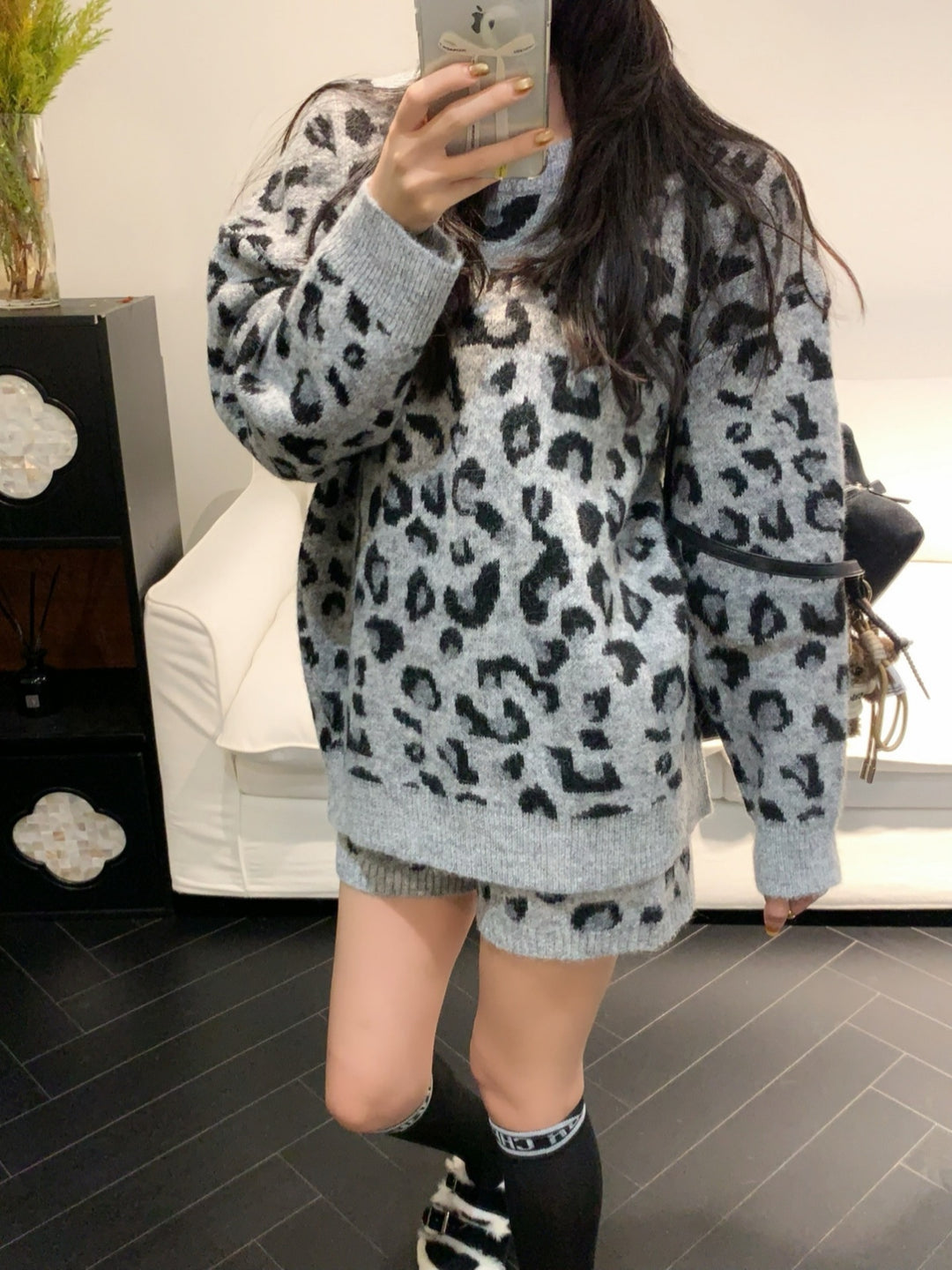 【set】ヒョウ柄ニットトップス×ショートパンツセット Q9286