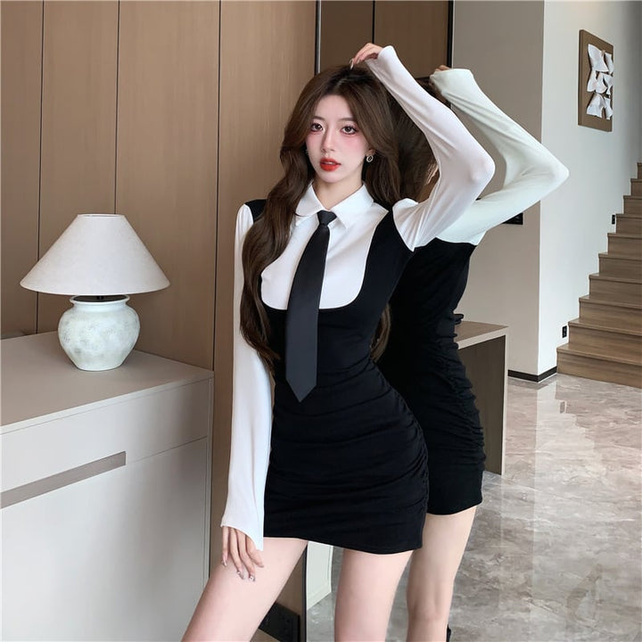 【dress】大人らしい 切り替えデートワンピース着瘦せ　M17139