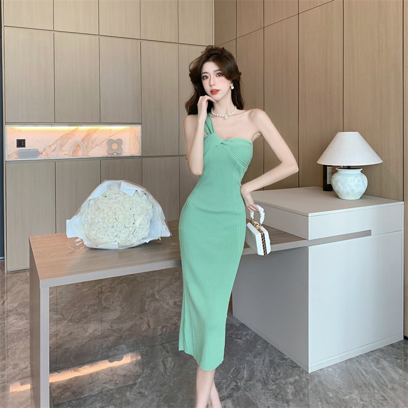 【dress】主役級ファッションデートワンピース着瘦せ　M17491