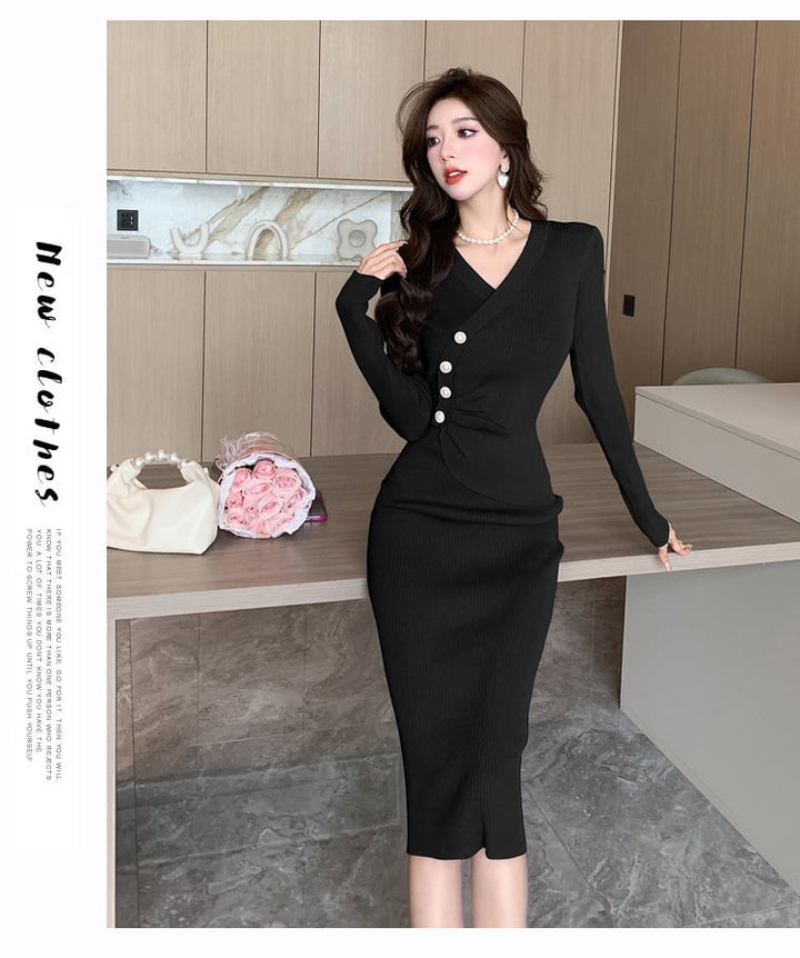 【dress】人気を独占中 ボタンデザインニットワンピース　M17591