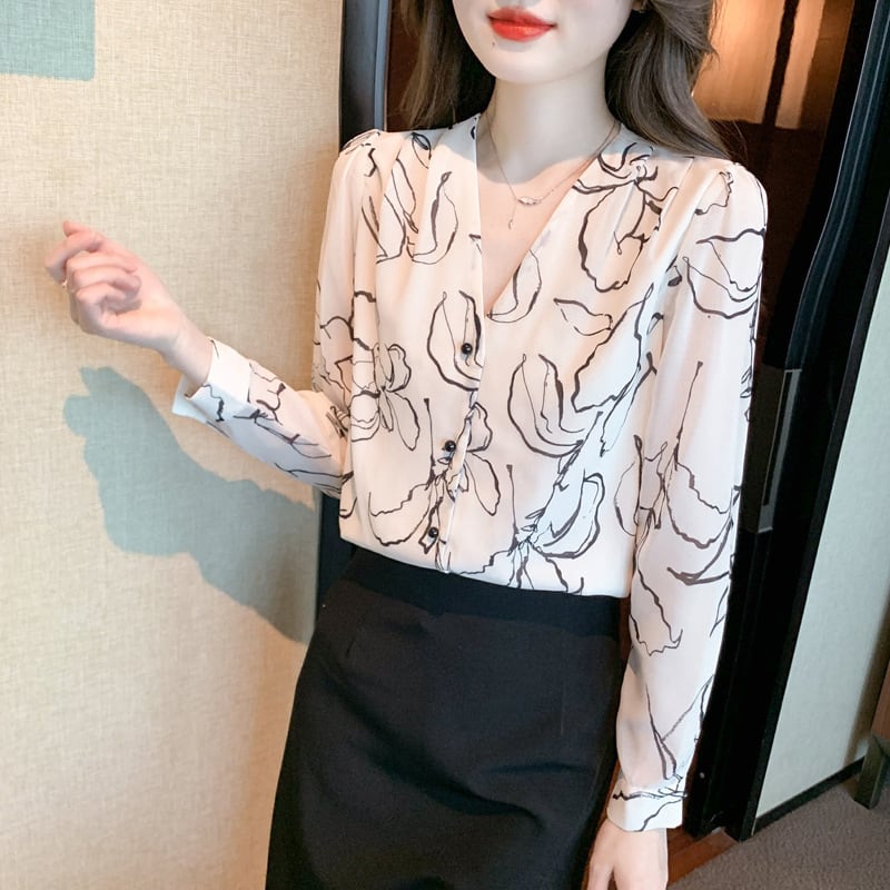 【tops】話題沸騰中 オシャレVネックシャツトップス　M17376