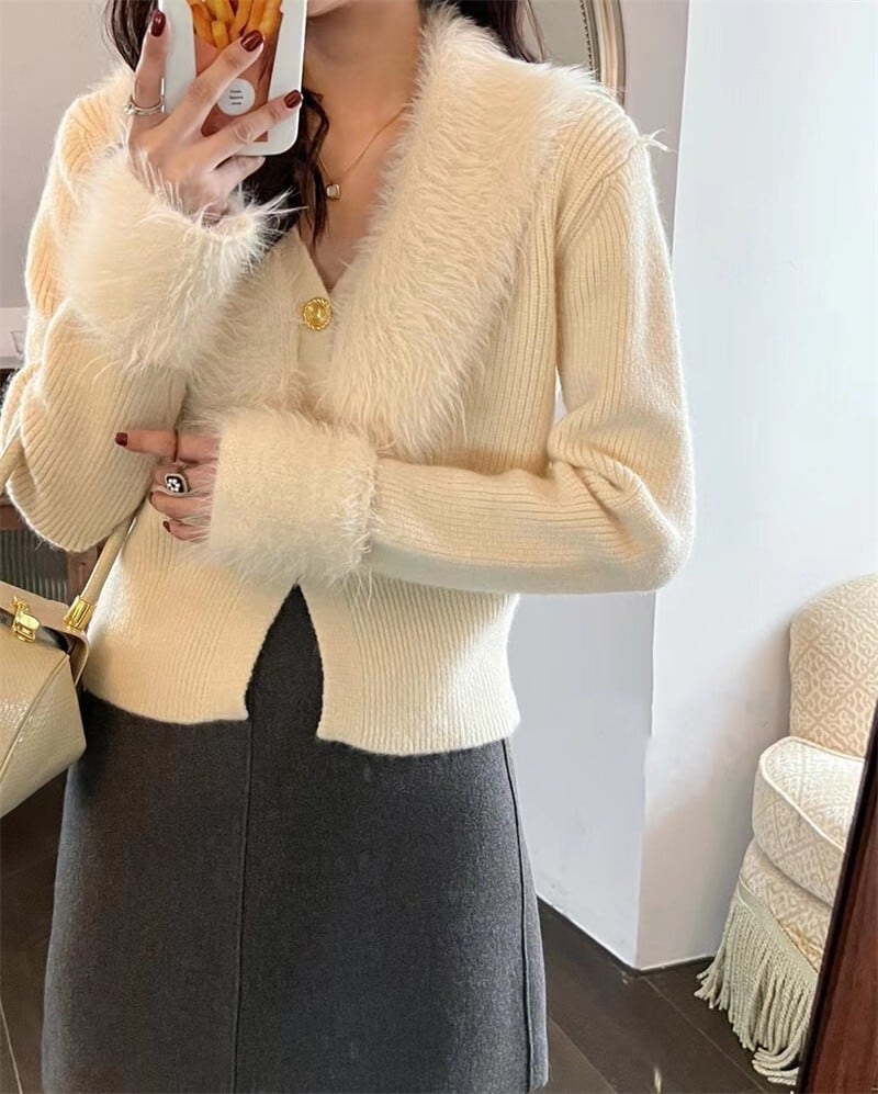 【outer】Vネックファーニットカーデ　M18120