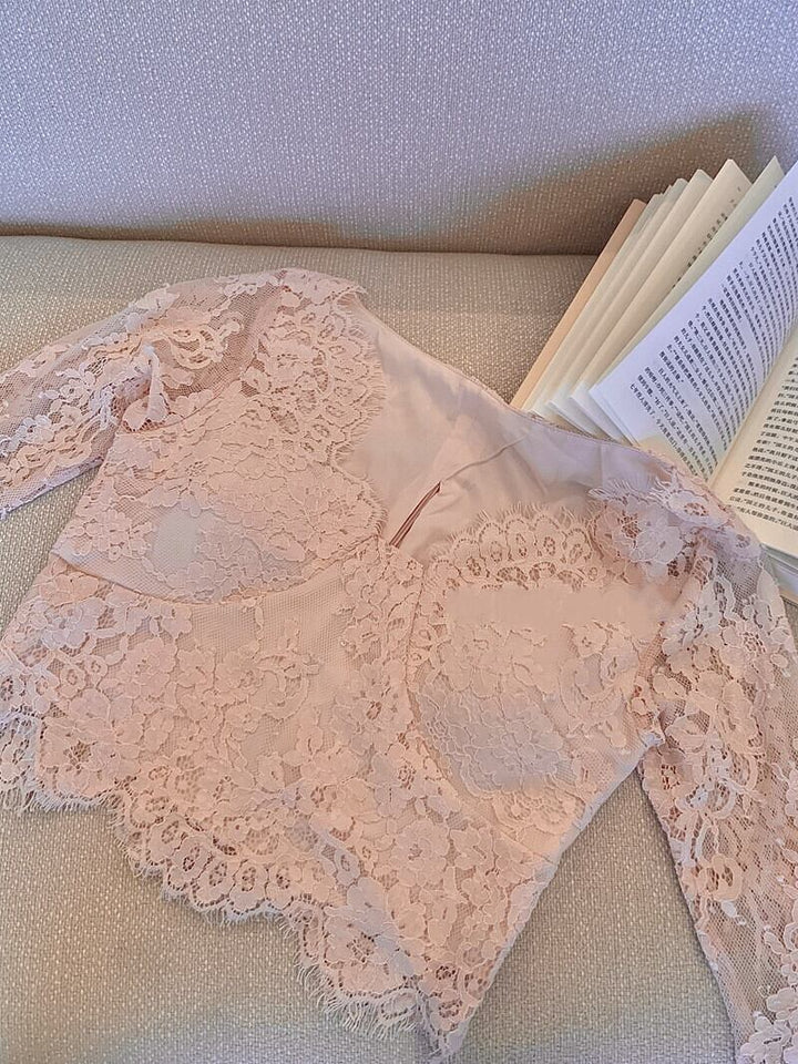 【tops】Vネックレーストップス　M27972