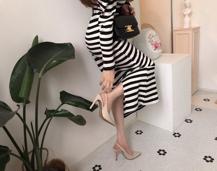 【dress】ボーダー柄Vネック配色ニットワンピース　M17717