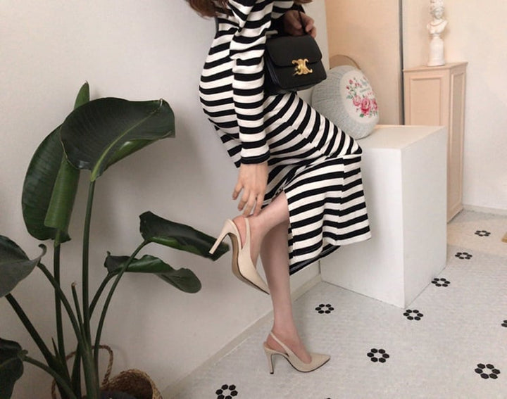 【dress】ボーダー柄Vネック配色ニットワンピース　M17717