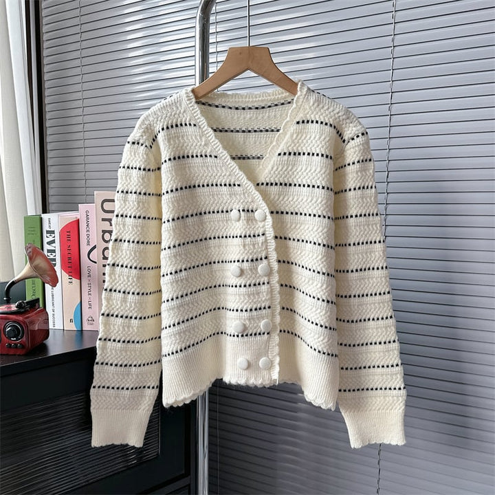 【outer】ダブルボタンVネックニットカーデ　M18275