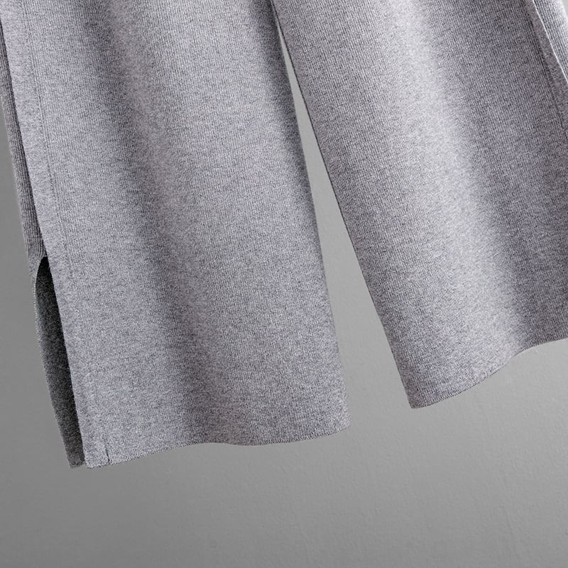 【bottoms】スリットニットワイドパンツ　M18416