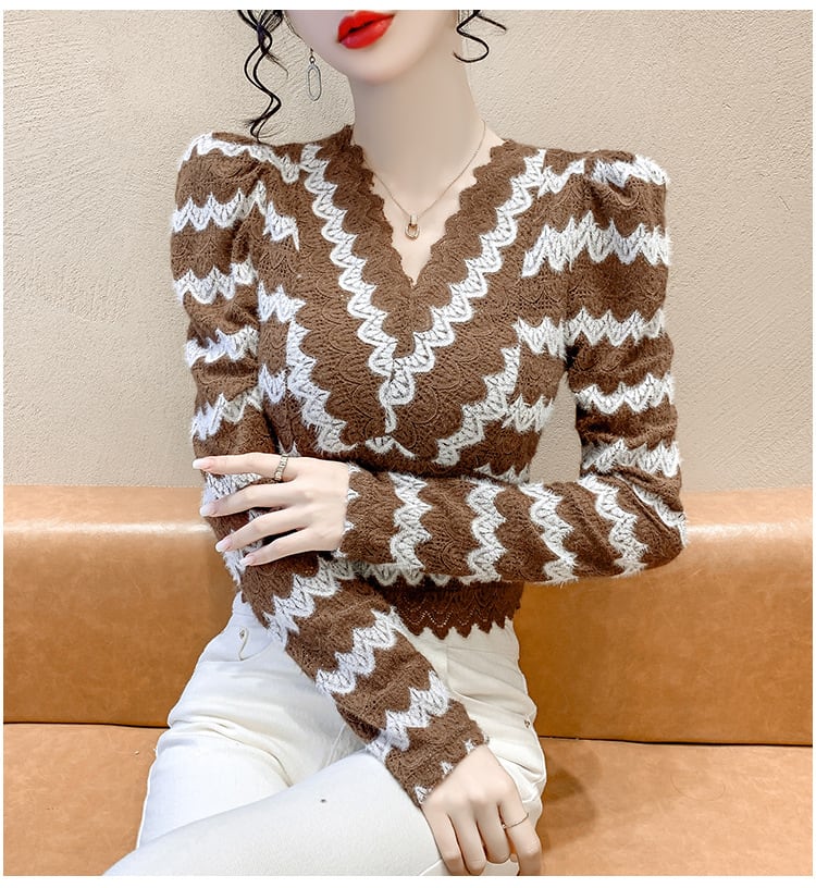 【tops】カットワークレースVネックトップス　M18298
