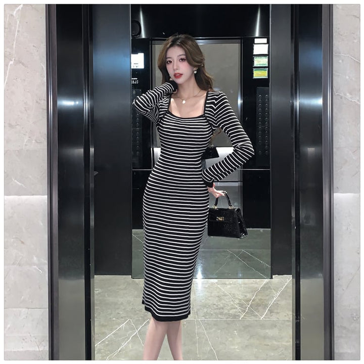 【dress】ボーダー柄ニットワンピース　M18011