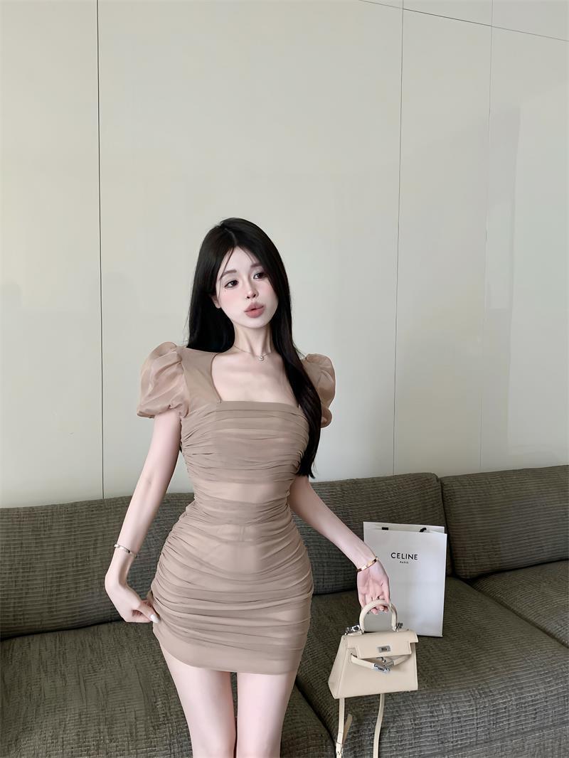 【dress】人気アイテム ! パフスリーブワンピース着瘦せオシャレ　M16768