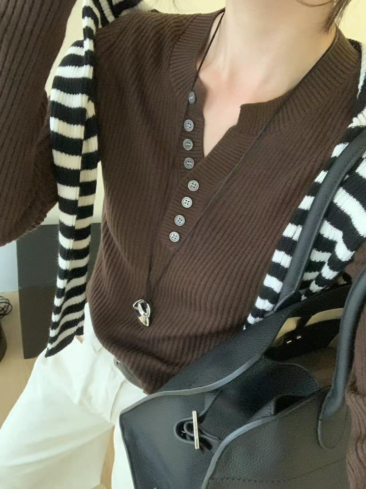 【tops】Vネックニットトップス　M26791