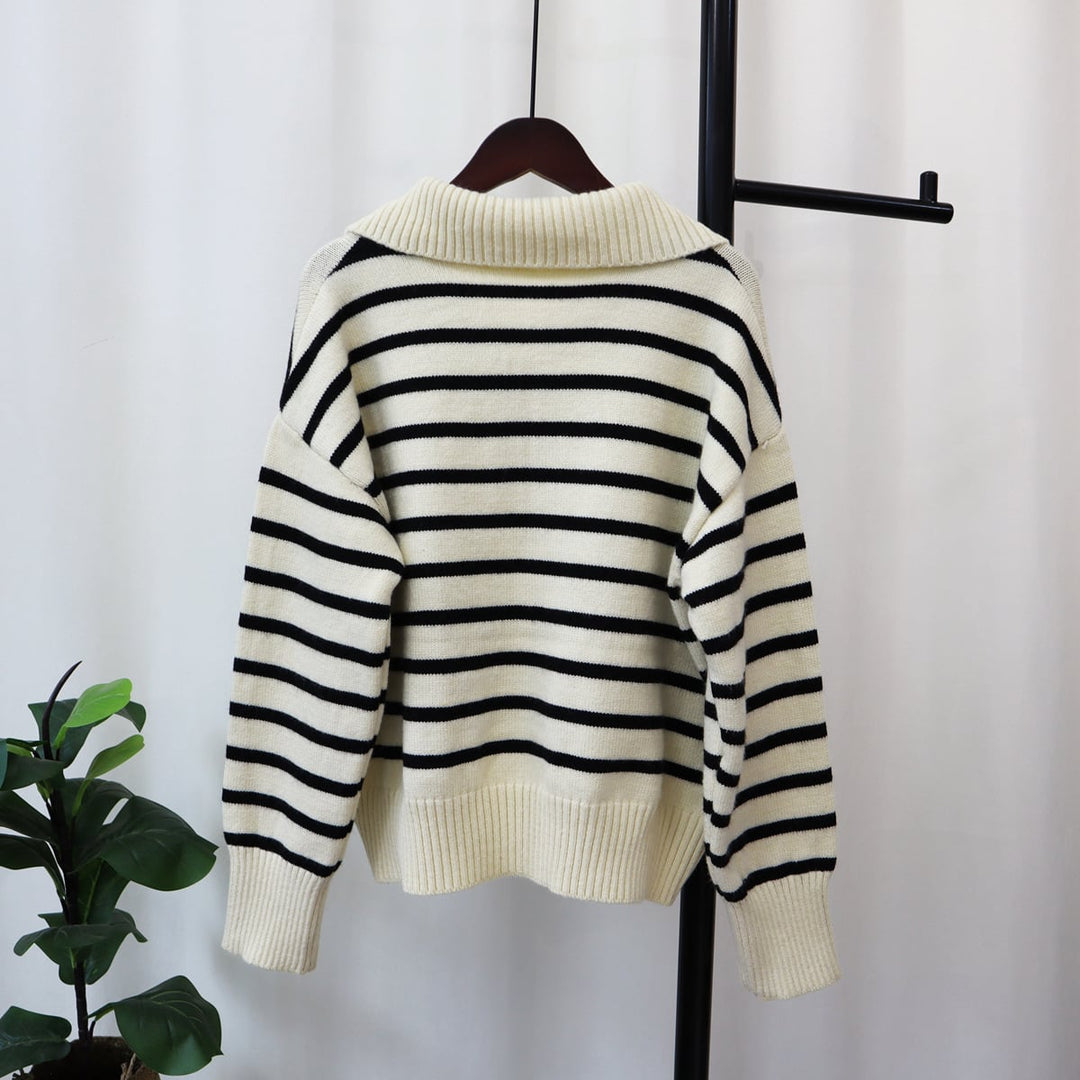 【tops】クルーネックボーダー柄ニットセーター　M17997