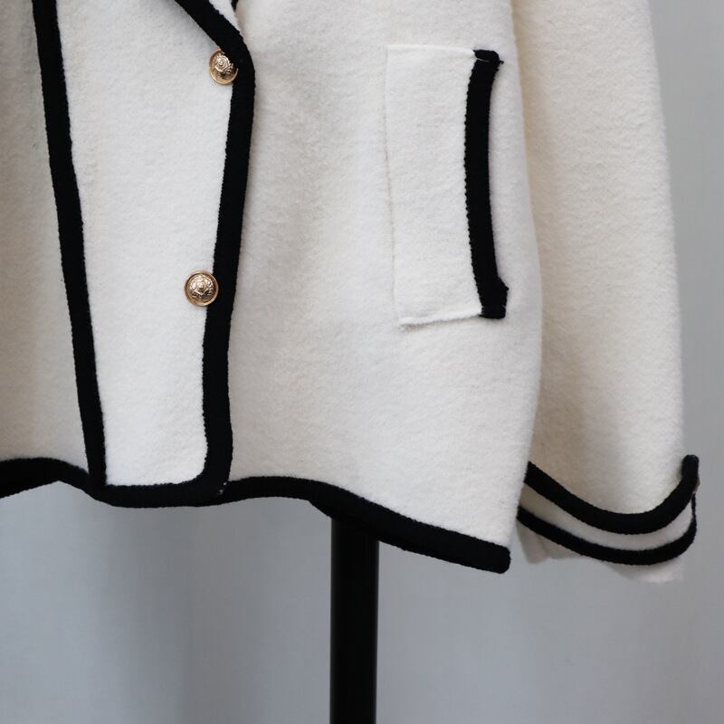 【outer】Vネックショートコート　M27779