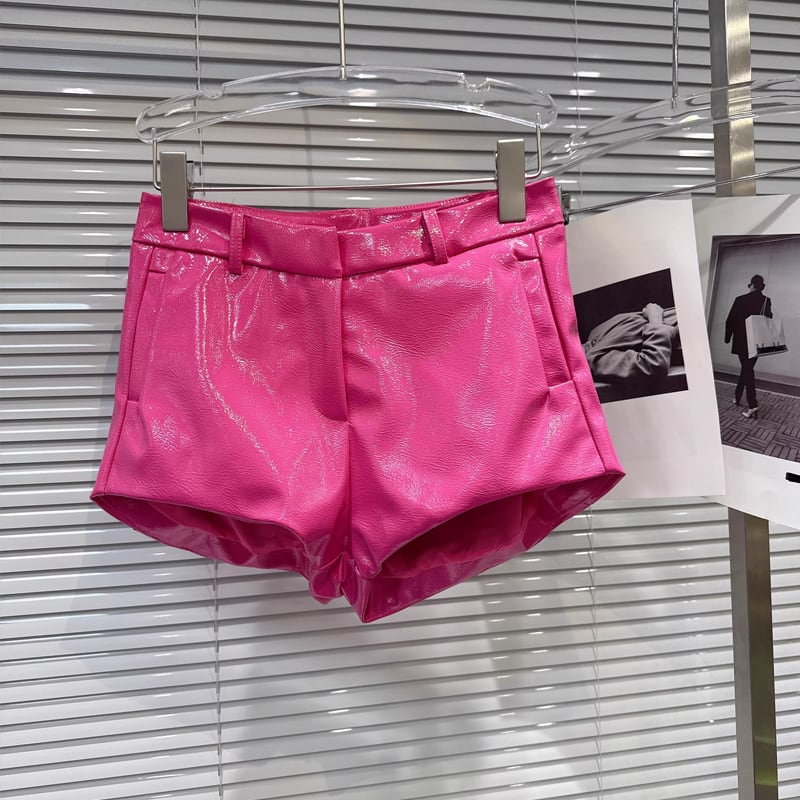 【bottoms】PUショートパンツ Q8106