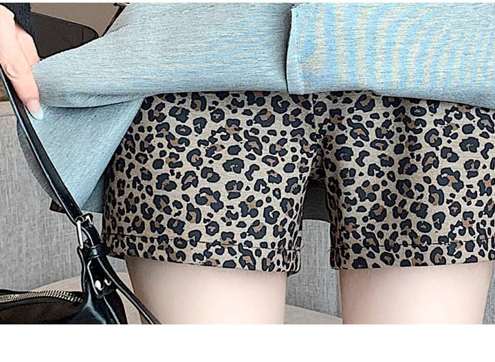 【bottoms】ヒョウ柄キュロットパンツ　M26580