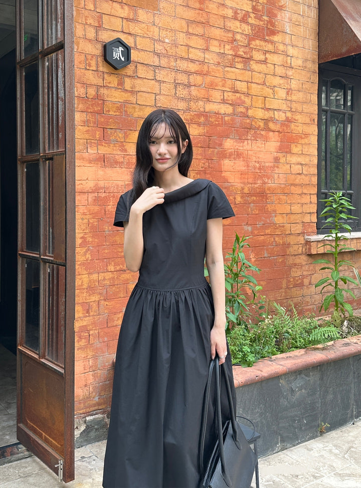 【dress】2色展開ロングワンピース Q8654
