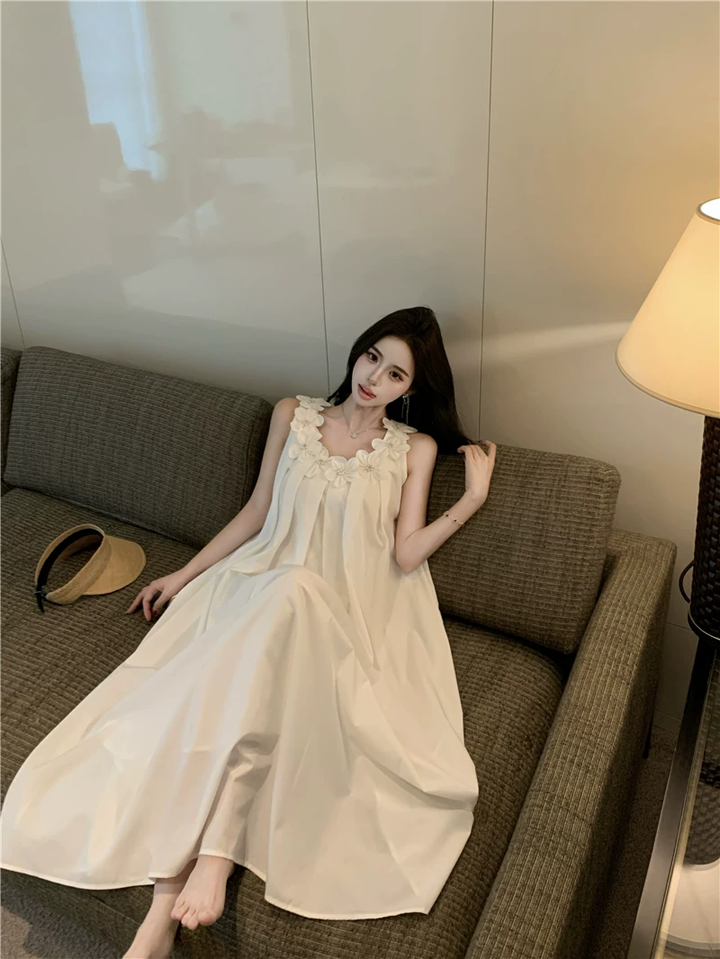 【dress】立体感フラワーロングキャミワンピース Q8570