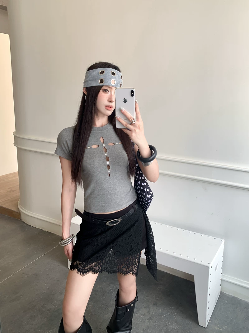 【tops】フロントカット半袖トップス Q8571