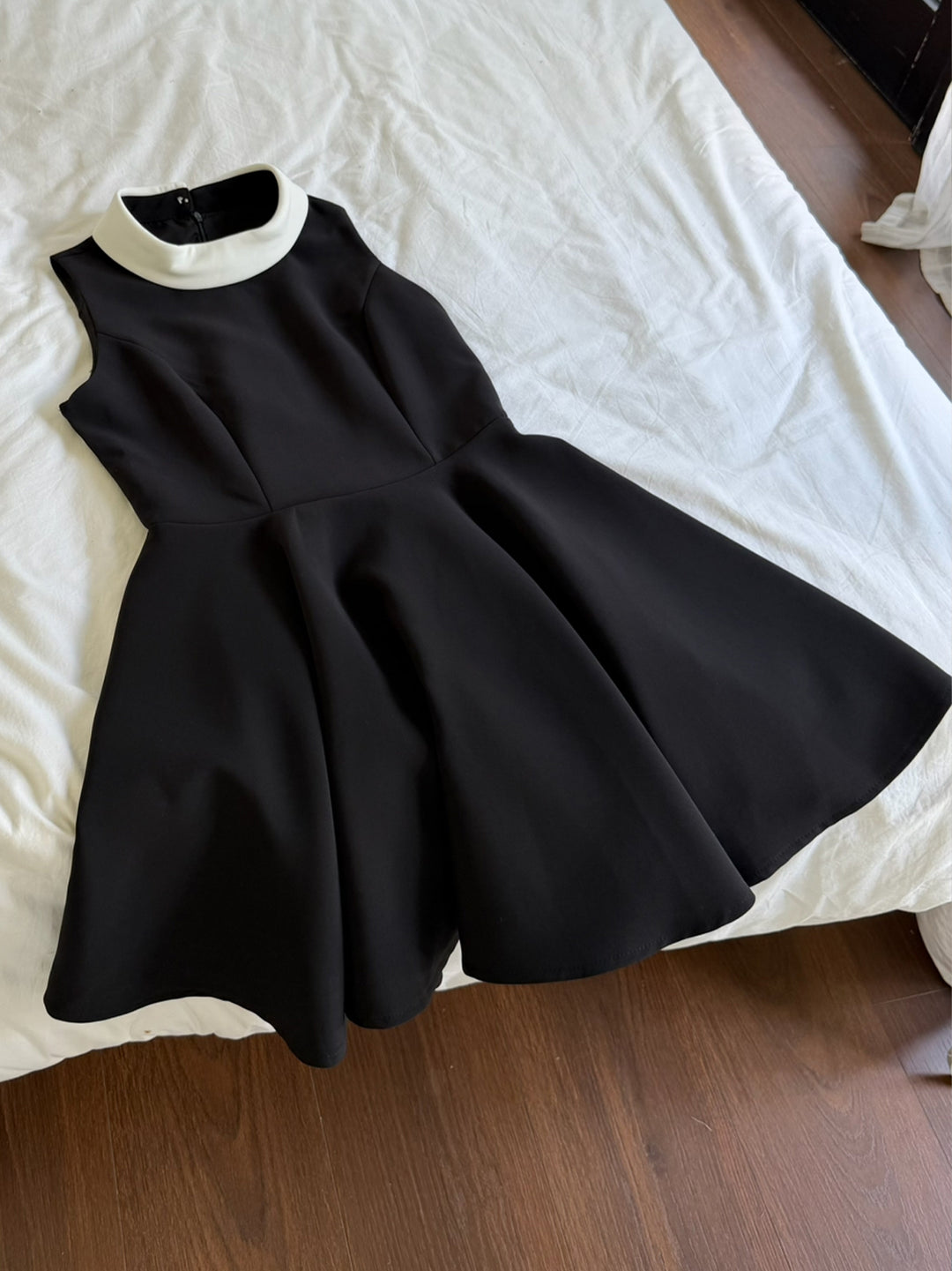【dress】ノースリーブAラインワンピース Q8702