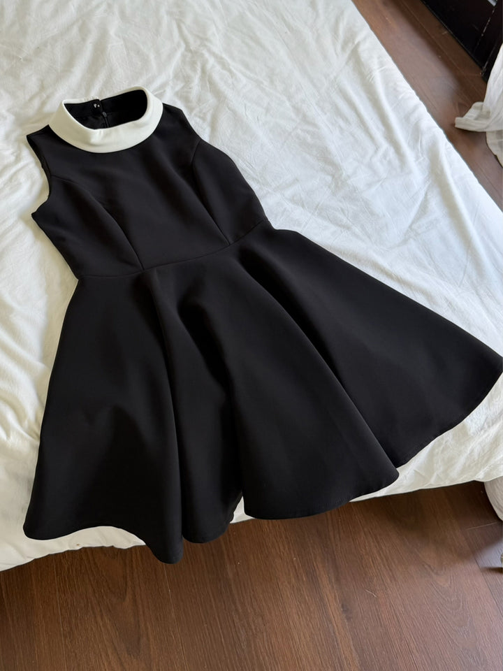 【dress】ノースリーブAラインワンピース Q8702