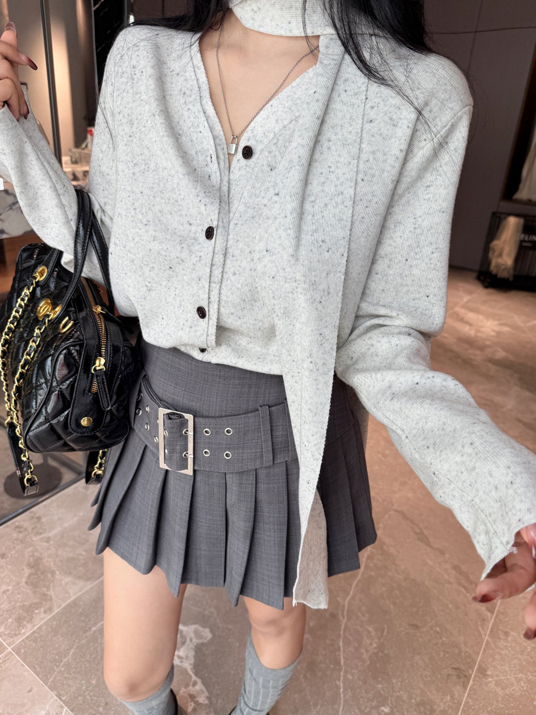 【outer】スカーフ付きニットカーディガン Q9219