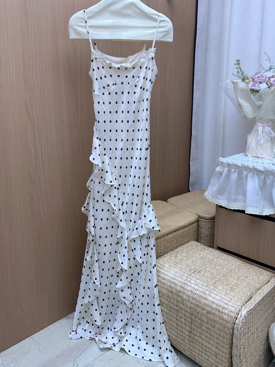 【dress】ドット柄ギャザーフリルキャミワンピース Q8664