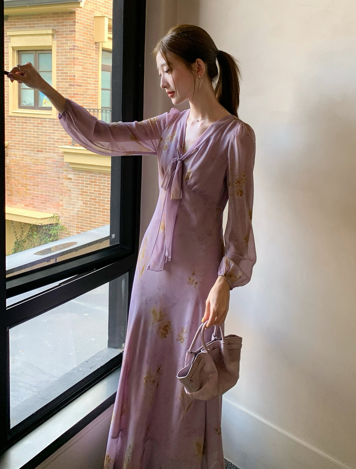 dress】ボウタイフラワー柄ロングワンピース Q8919 – NANASTYLE